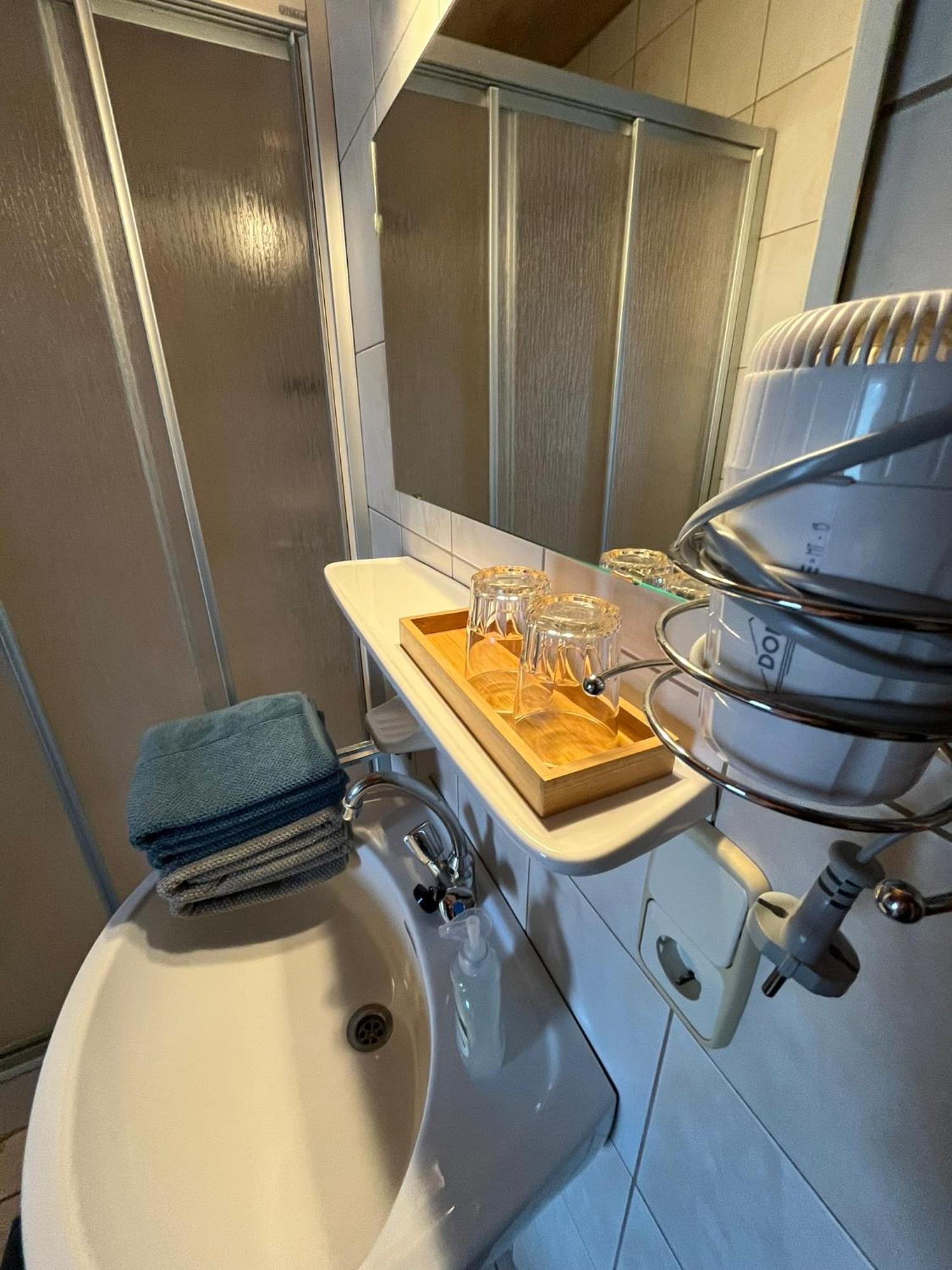 Gaestehaus Duernberger - Klein, Aber Fein - Gemuetliche Zimmer In Ruhiger, Idyllischer Lage Molln Ngoại thất bức ảnh